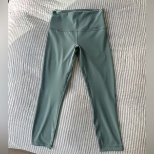 Lululemon Wunder Train High-Rise Leggings